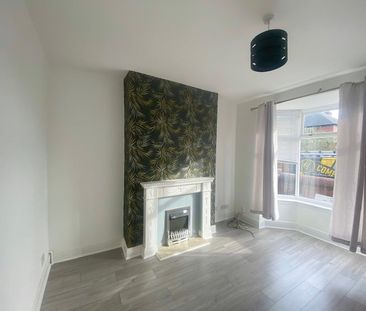 Auckland Road, Mexborough - Photo 1