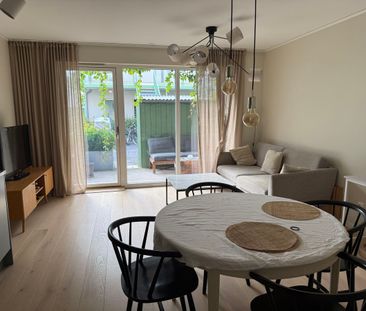 Ljus 2 rok med dubbla uteplatser i Porslinskvarteren, Gustavsberg –... - Foto 6