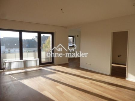renoviert 4 Zi Wohnung + Balkon + Aufzug - Photo 4