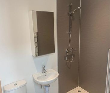 Studio to rent - Photo 6