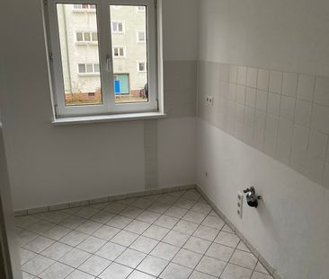 3-Zimmer-Wohnung mit Tageslichtbad // 1.OG links - Photo 5