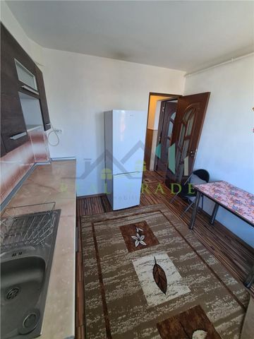 Garsoniera decomandata, renovata, mobilata etaj intermediar, - Fotografie 5