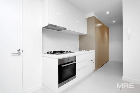 1614/33 Mackenzie Street, Melbourne - Photo 2