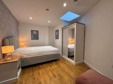 Church Street, Staines-upon-thames, Surrey, TW18 - Photo 4