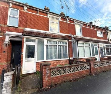 Kings Road, Gosport, PO12 - Photo 4