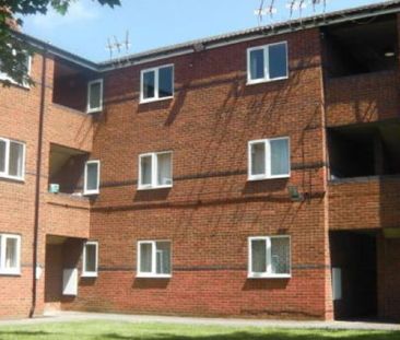 1 Bed Flat, May Court, NG5 - Photo 2