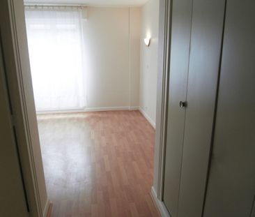 Location Appartement 1 pièce 23m² - Photo 2