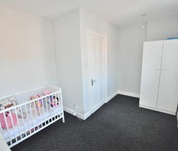 12 St Katherines Road, Belfast, BT12 6EF - Photo 3