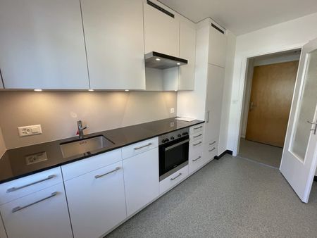 3 Zimmer, 68 m², 3. Stock - Photo 4