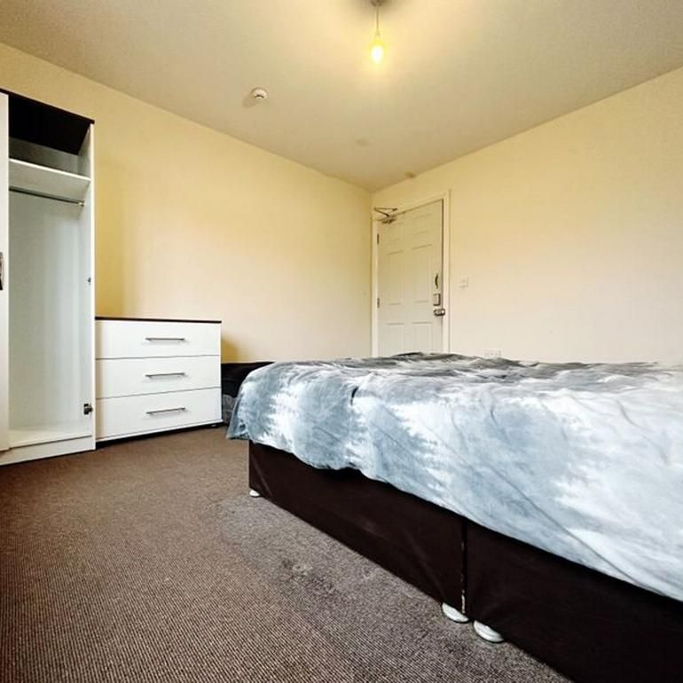 1 bedroom property to rent - Photo 1