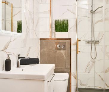 Kawalerka z balkonem i miejscem w garażu 25.02 m² - Photo 2