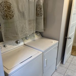 Cession De Bail – Grand 3 1/2 Meublé - Photo 2