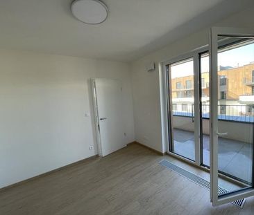Pronájem bytu 3+kk 110 m2 - Fotografie 2