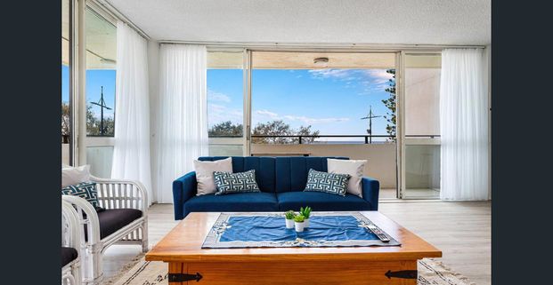 Beachfront 2 Bedroom Unit Furnished on The Esplanade Surfers Paradise - Photo 1