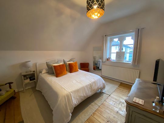 Alma Cottages, Leeds - Photo 1