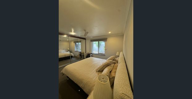 Coastal Comfort and Quiet Living – Walk to the Beach! - Photo 1