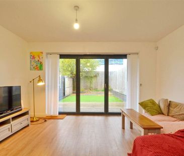 Durnford Avenue, Southville - Photo 1