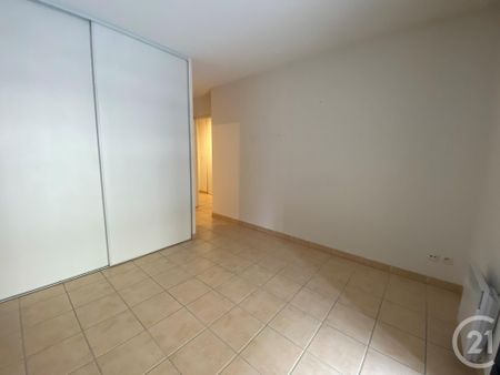 Location Appartement 2 pièces 49m² MONTPELLIER 34090 - Photo 3