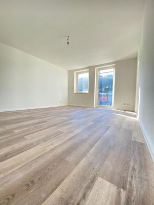 ***ZWEITBEZUG NACH SANIERUNG – FAMILIEN AUFGEPASST*** 3-Zimmer-Wohnung im Herzen von Hohenlimburg - Photo 1