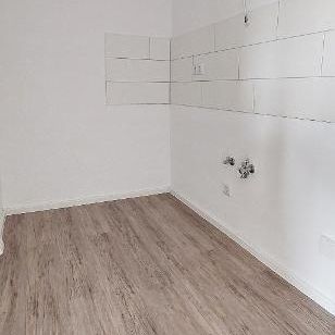 Einbauküche, 1 Zimmer, frisch saniert, Aufzug - Photo 1