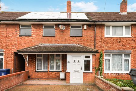 3 bedroom house to rent Trent Road, Brockworth, Gloucester, GL3 - Photo 4