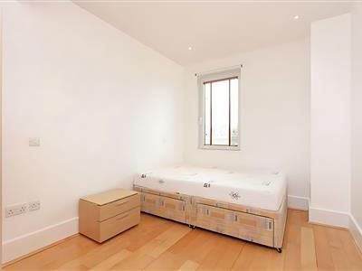 Brewhouse Lane, SW15 - Photo 3