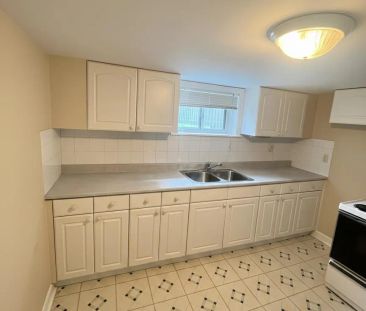 35 LABURNHAM AVENUE - Photo 4