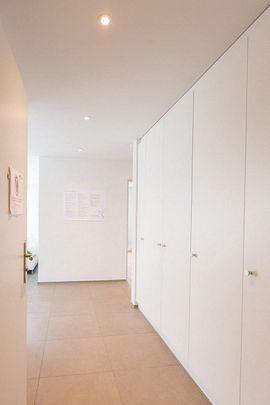 Rein ins neue Wohnglück! Grosse 4.5 Zimmer-Wohnung mit Sitzplatz - Photo 1