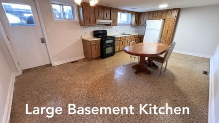 For Lease - 6 Raven Road, Toronto, Ontario - Photo 4