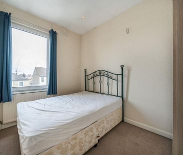 3 bedroom maisonette to rent - Photo 5