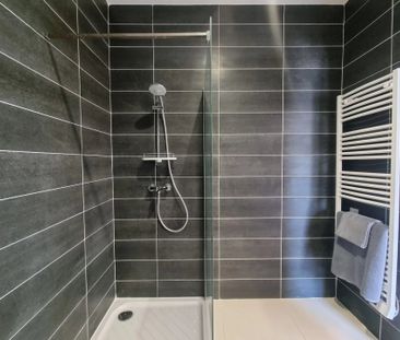 Location Appartement 2 pièces 40m² NICE 06000 - Photo 6