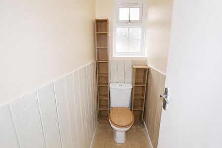 Desborough Avenue, High Wycombe - Photo 5