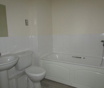 2 bedroom apartment to rent - Photo 6