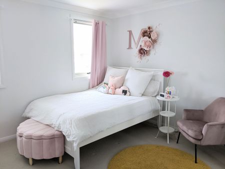 Modern Living - Photo 3