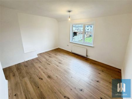 Harvey Royd, Almondbury, Huddersfield, HD5 - Photo 2