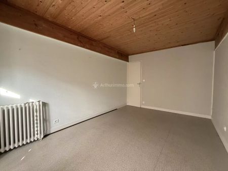 Location Maison 5 pièces 100 m2 à Cadalen - Photo 2