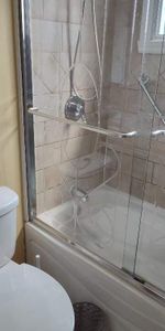 4 1/2 à louer - Photo 3