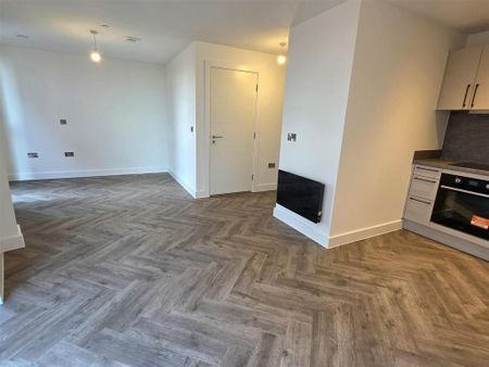 Studio to rent - Photo 3