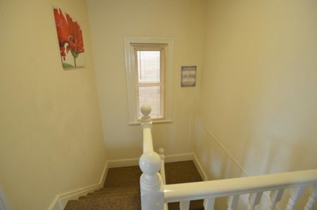 Albert Road Parkstone, Poole, Dorset, BH12 2BX - Photo 3