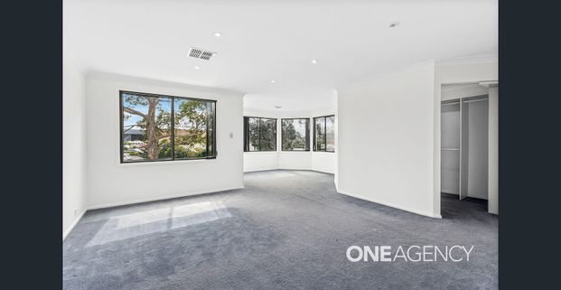 SPACIOUS FAMILY HOME IN FLINDERS - Photo 1