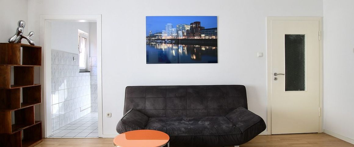 Schlicht aber Modern: Apartment im Herzen von Köln - Photo 1