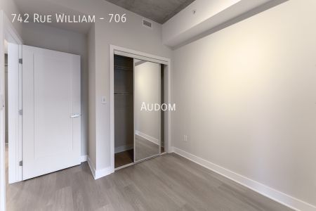 742 Rue William - 706 - Photo 2