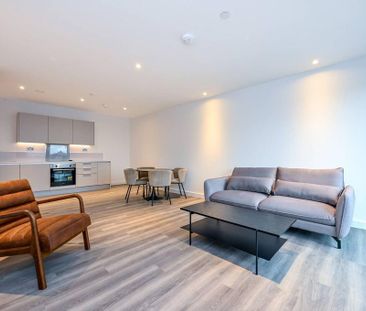 2 bedroom flat to rent - Photo 2