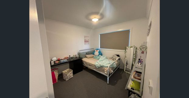 Fully Furnished Ensuite Room with kitchen!!! - Photo 1