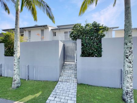 Great Location in the Heart of Cotton Tree! - Photo 5