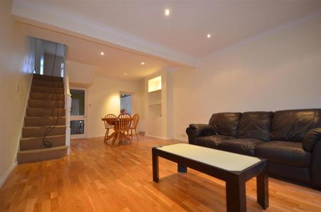 3 bedroom terraced house to rent - Photo 3