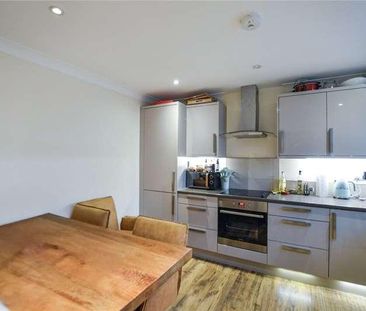 Mabel Street, Woking, Surrey, GU21 - Photo 4