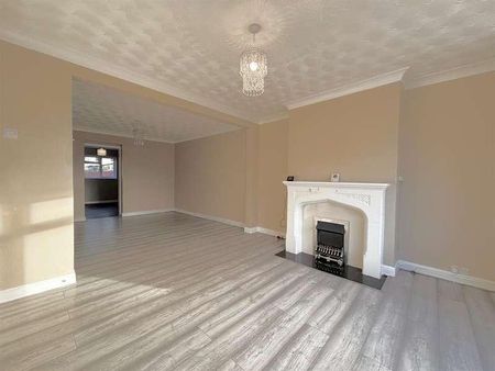 Brackley Road, Bedford, MK42 - Photo 2