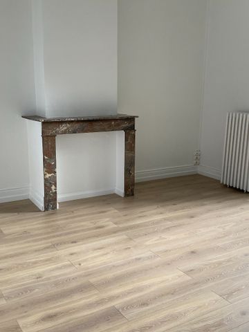 Location Appartement 2 pièces 55m² - Photo 3