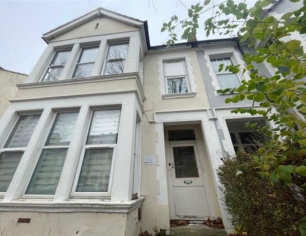 3 bedroom flat to rent - Photo 1